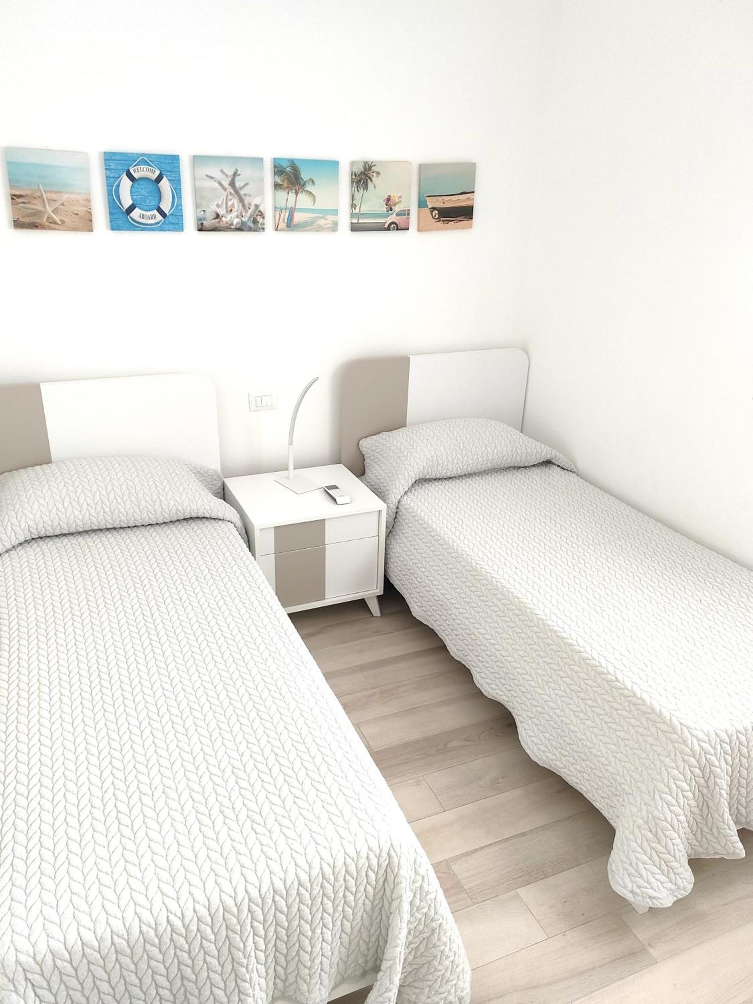 Sun Beach Residence Con Piscina - Piazza Brescia - Adria Holiday Jesolo - Family Apartments Eksteriør bilde