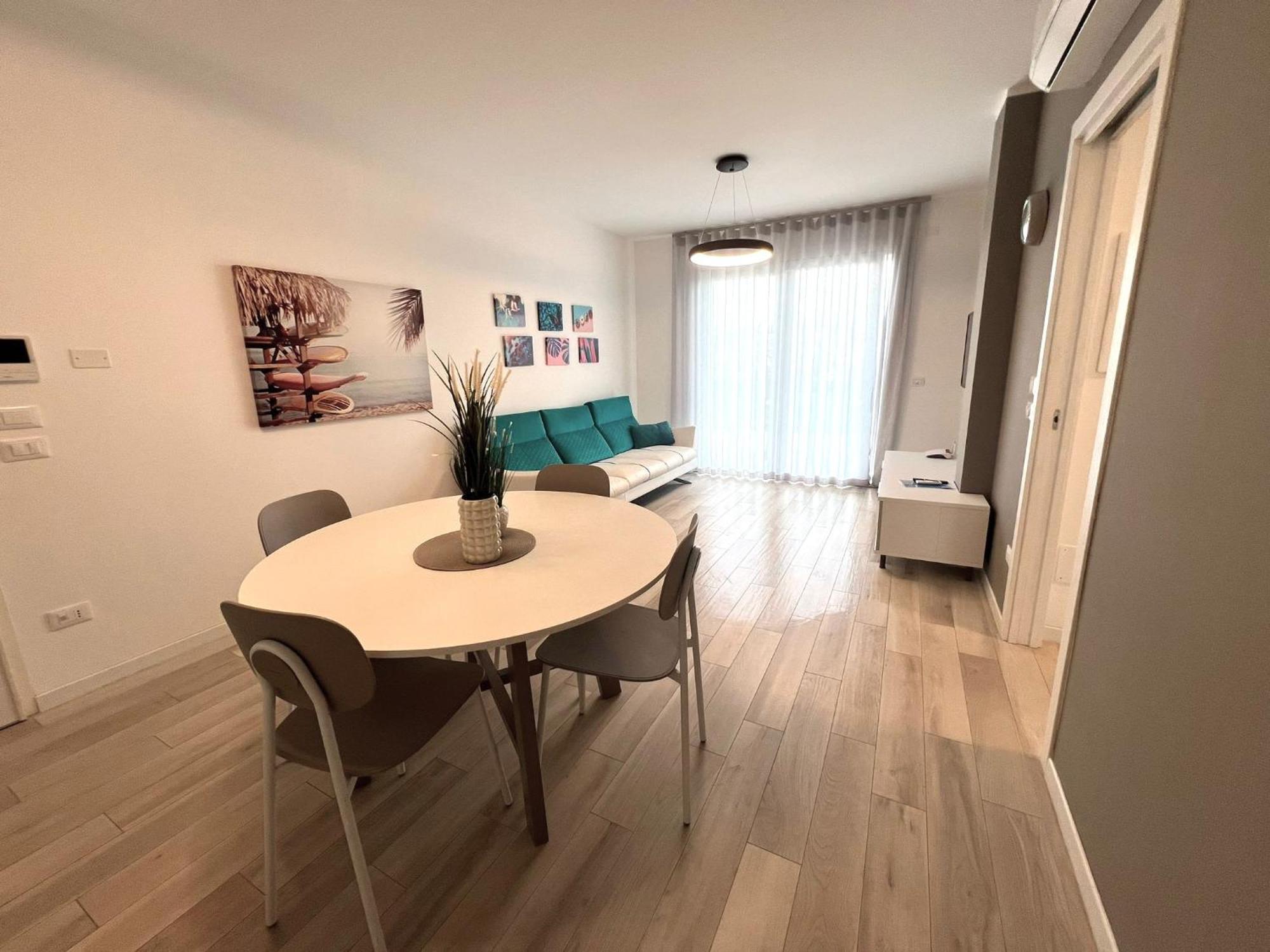 Sun Beach Residence Con Piscina - Piazza Brescia - Adria Holiday Jesolo - Family Apartments Eksteriør bilde