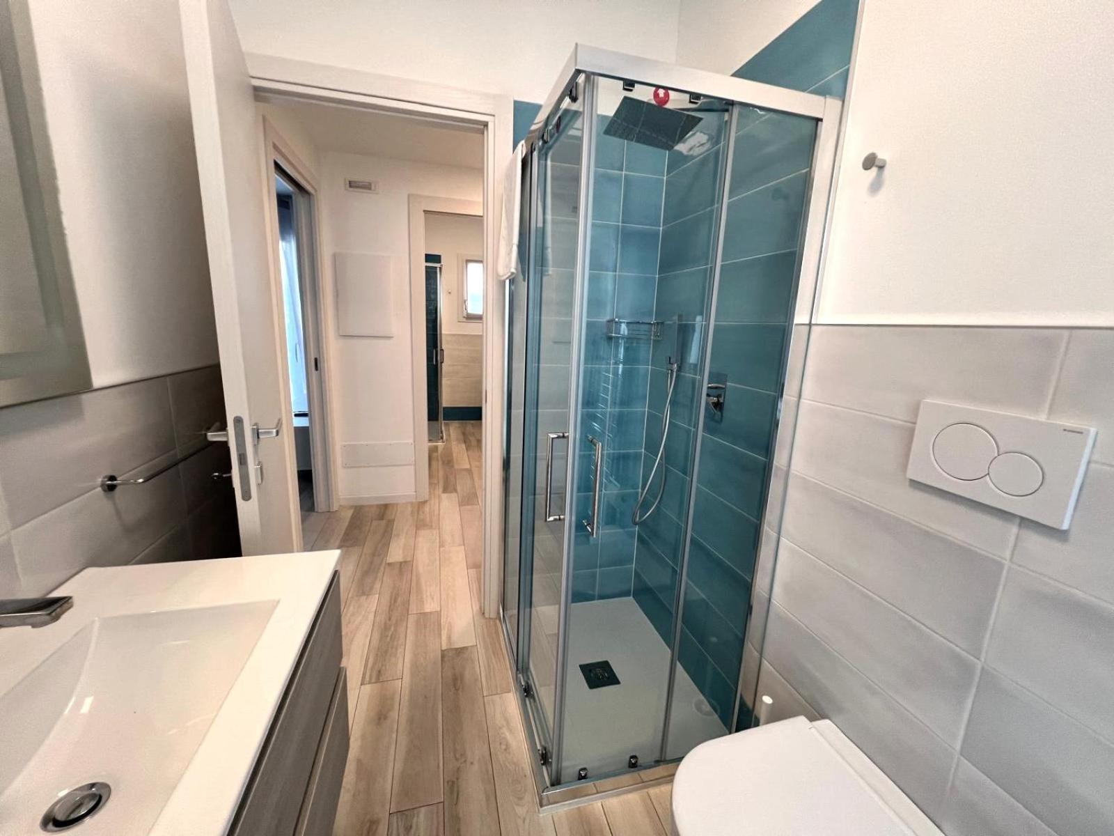 Sun Beach Residence Con Piscina - Piazza Brescia - Adria Holiday Jesolo - Family Apartments Rom bilde
